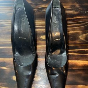 Prada black leather pumps size 41